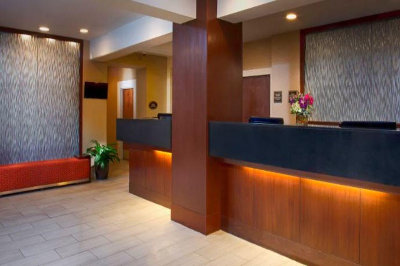 Doubletree By Hilton Norwalk Ξενοδοχείο Εξωτερικό φωτογραφία