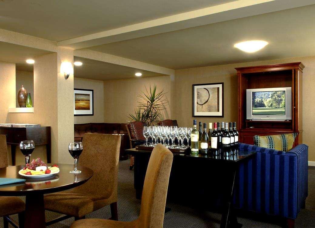 Doubletree By Hilton Norwalk Ξενοδοχείο Εξωτερικό φωτογραφία