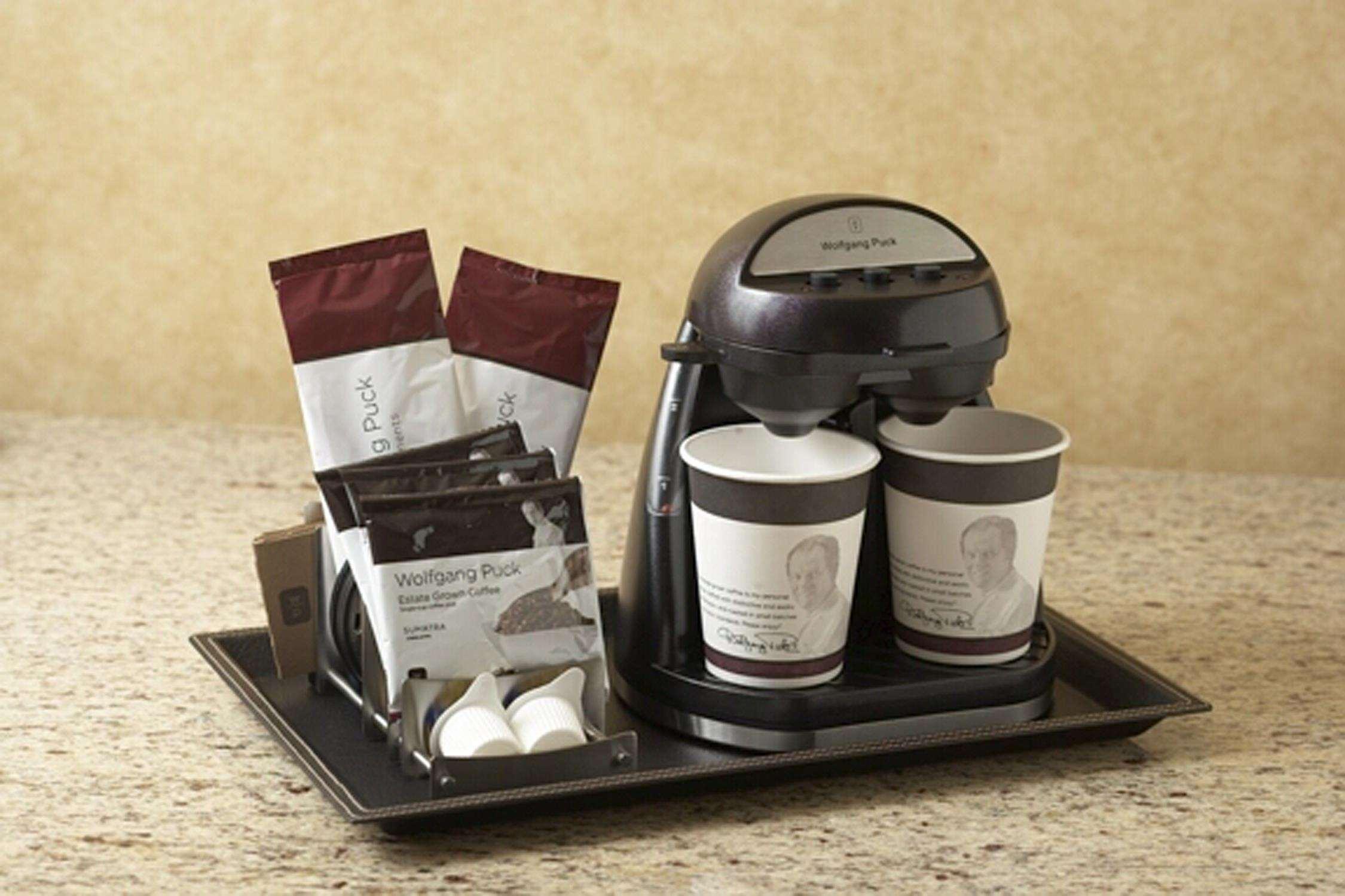 Doubletree By Hilton Norwalk Ξενοδοχείο Εξωτερικό φωτογραφία