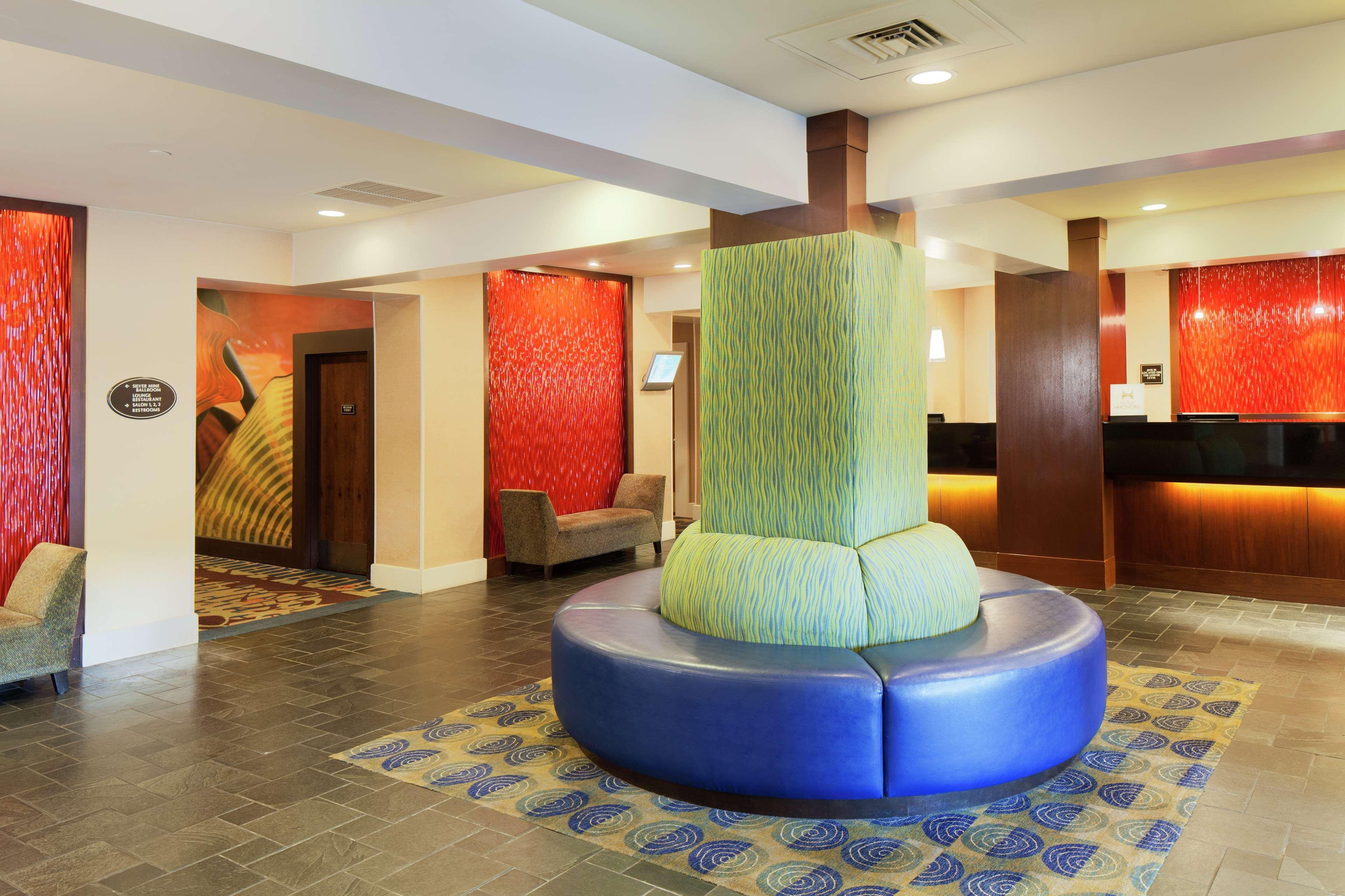 Doubletree By Hilton Norwalk Ξενοδοχείο Εσωτερικό φωτογραφία