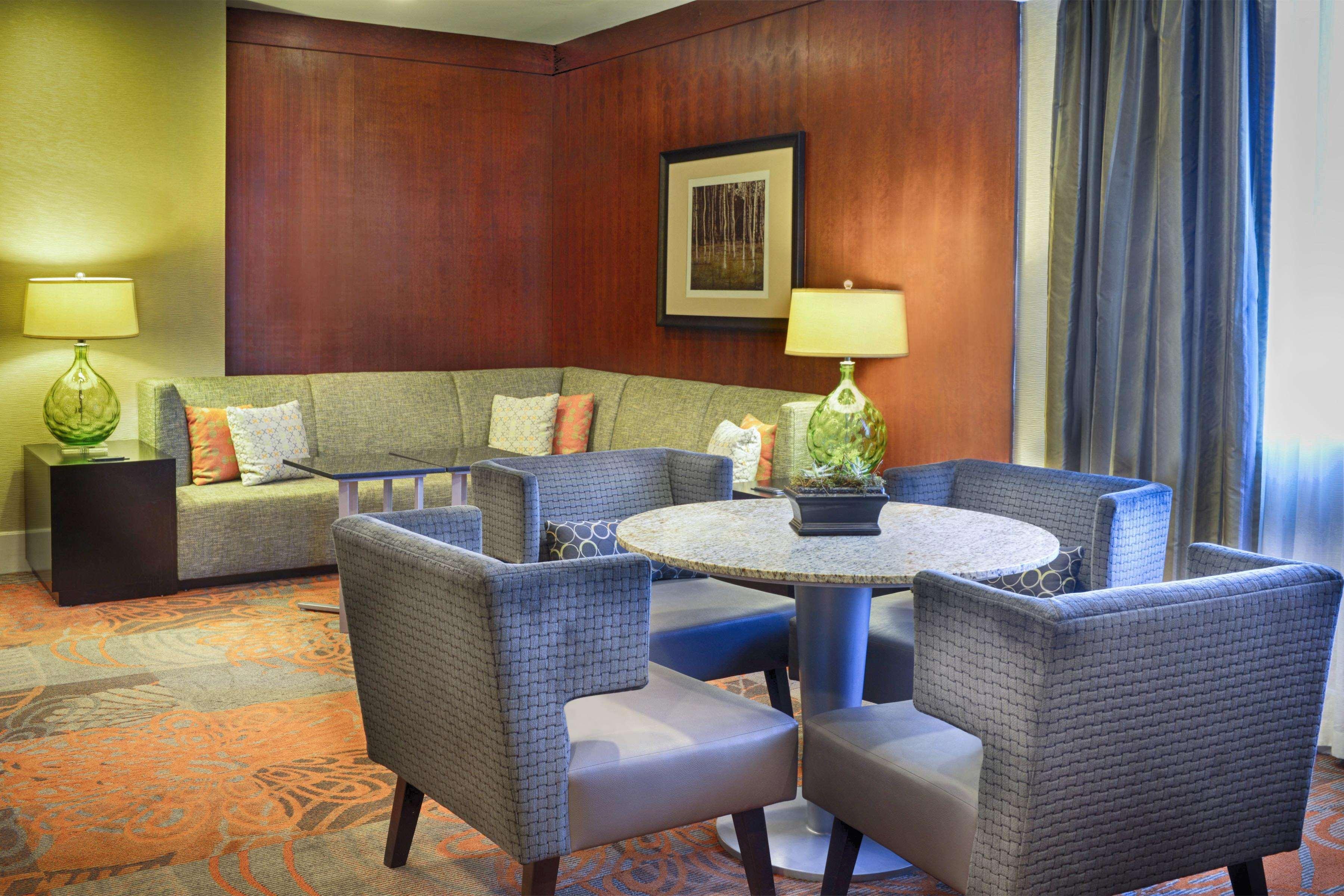 Doubletree By Hilton Norwalk Ξενοδοχείο Εξωτερικό φωτογραφία