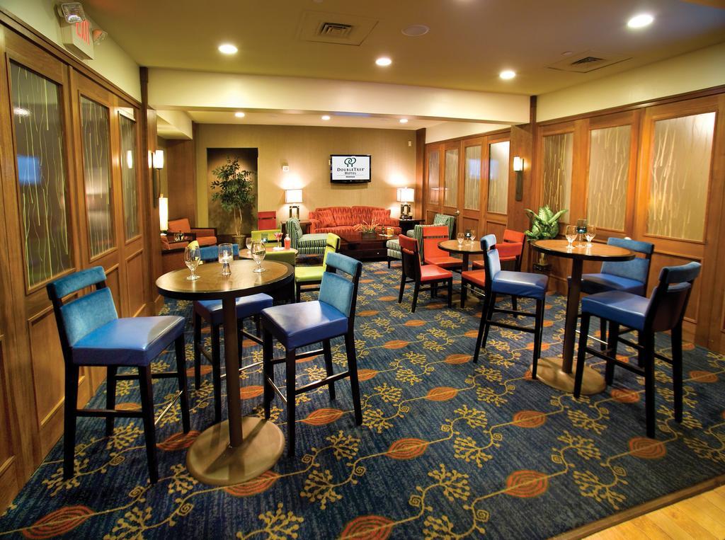 Doubletree By Hilton Norwalk Ξενοδοχείο Εστιατόριο φωτογραφία